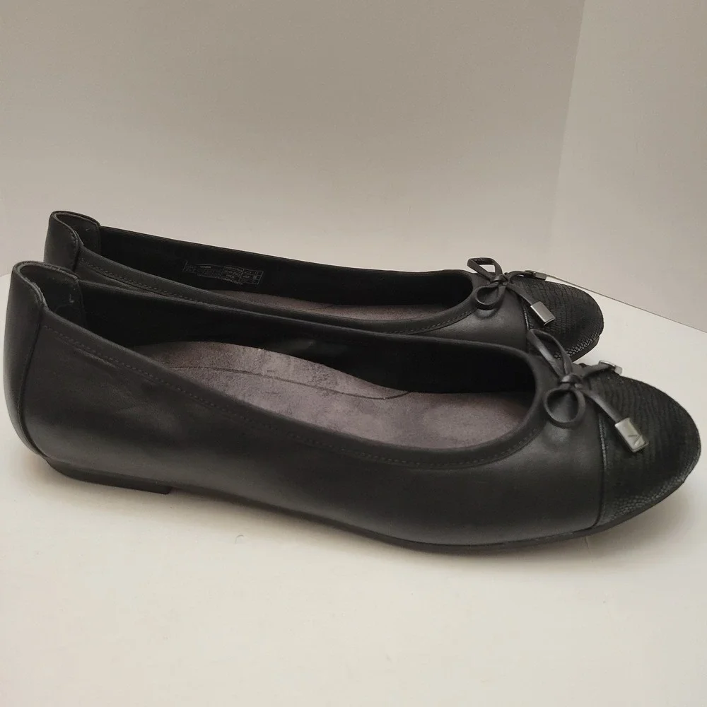 Vionic Minna Ballet Flats Women's Size 9.5‎ Flexible Black Leather Slip On Shoes
